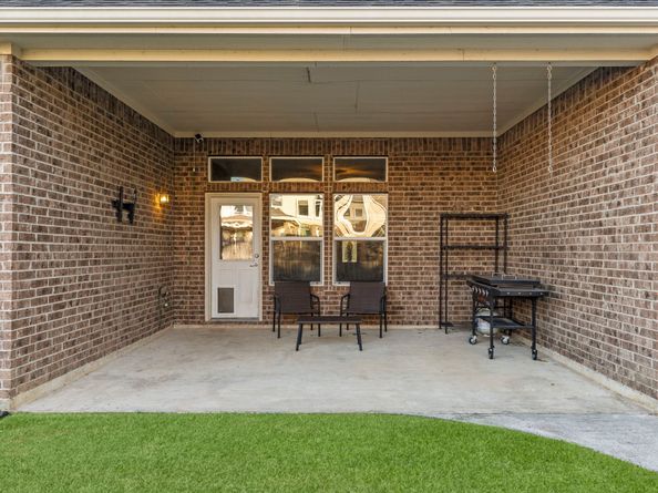 6402 Pinyon Trail Drive, Spring TX 77389