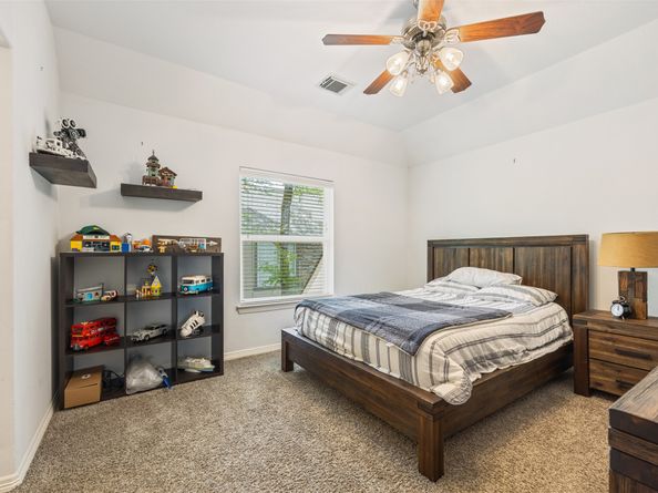 58 S Longsford Circle, Spring TX 77382