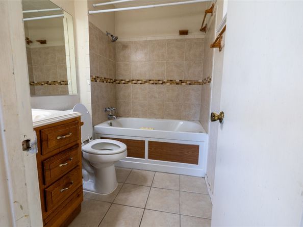 11018 Sharpview Drive, Houston TX 77072