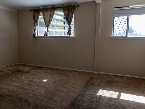 11018 Sharpview Drive, Houston TX 77072