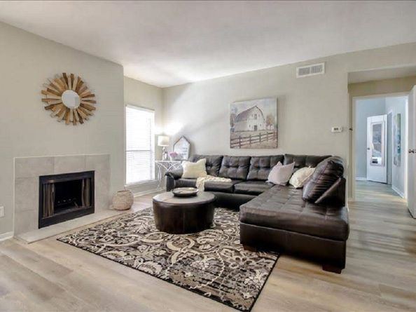 2125 Augusta Drive 63, Houston TX 77057