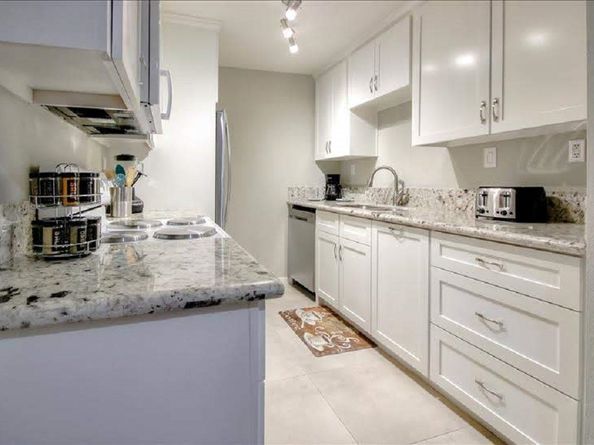 2125 Augusta Drive 63, Houston TX 77057