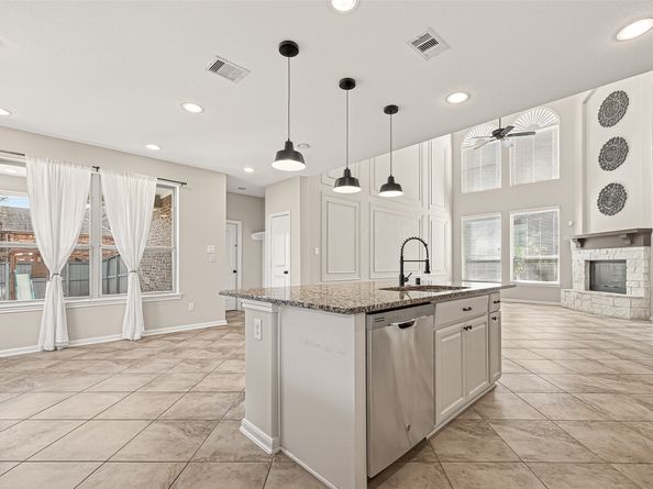 19503 S Coral Honeysuckle Loop, Cypress TX 77433