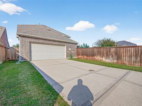 19503 S Coral Honeysuckle Loop, Cypress TX 77433