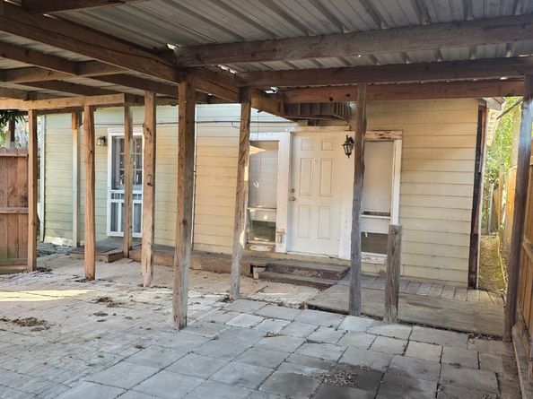 7952 Cinderella Street, Houston TX 77028