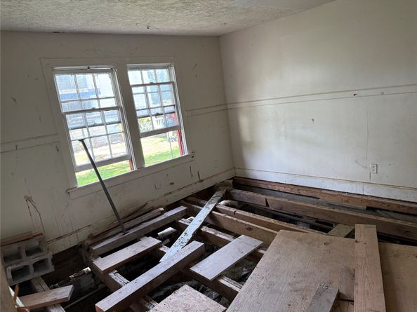 7952 Cinderella Street, Houston TX 77028