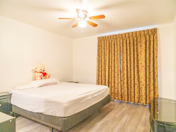 10202 Forum Park Drive 211, Houston TX 77036