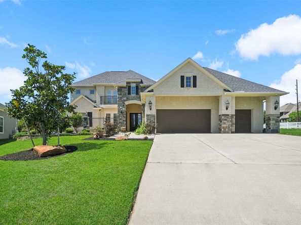 5924 Oak Leaf Court, Conroe TX 77304