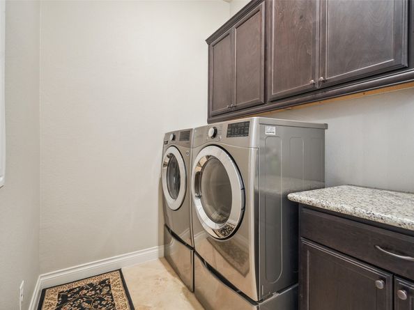 5924 Oak Leaf Court, Conroe TX 77304