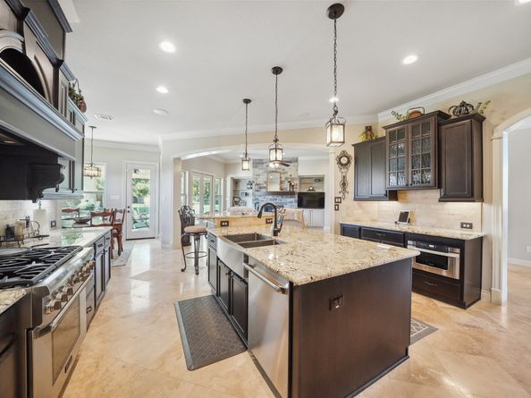 5924 Oak Leaf Court, Conroe TX 77304