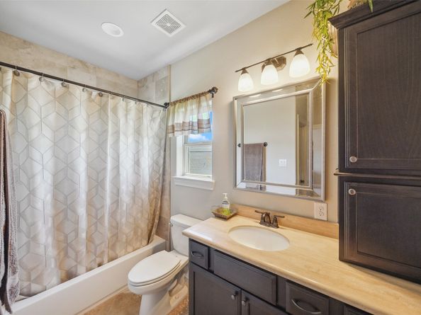 5924 Oak Leaf Court, Conroe TX 77304