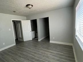 12371 Sharpview Drive 2371, Houston TX 77072