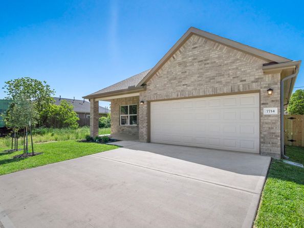 7714 N Howton Street, Houston TX 77028
