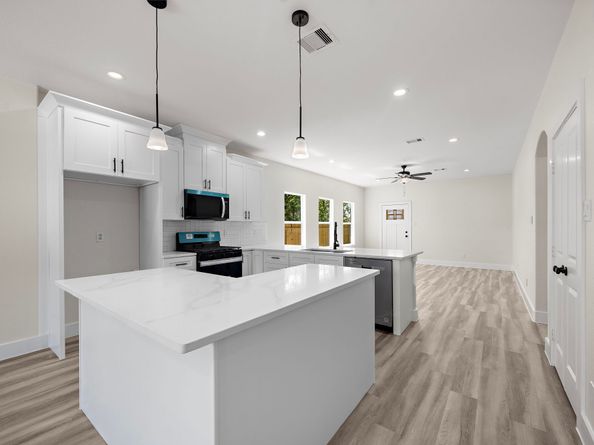 7714 N Howton Street, Houston TX 77028