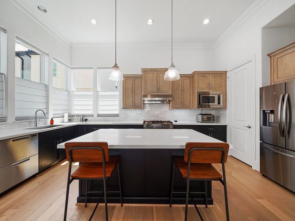 3411 Timbergrove Heights Street, Houston TX 77008