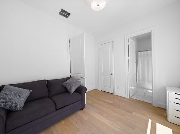 3411 Timbergrove Heights Street, Houston TX 77008