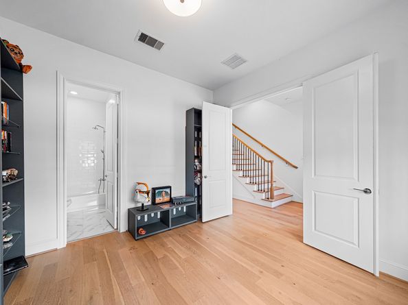 3411 Timbergrove Heights Street, Houston TX 77008