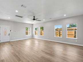 813 Barbara Mae Street, Houston TX 77015