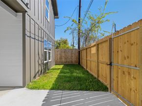 813 Barbara Mae Street, Houston TX 77015