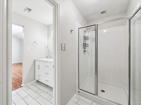 1707 Redwing Cove Drive, Houston TX 77009