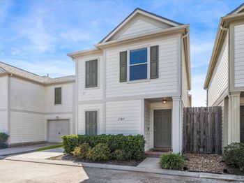 1707 Redwing Cove Drive