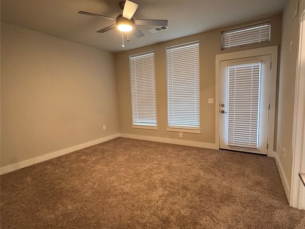 4819 Caroline Street 103, Houston TX 77004