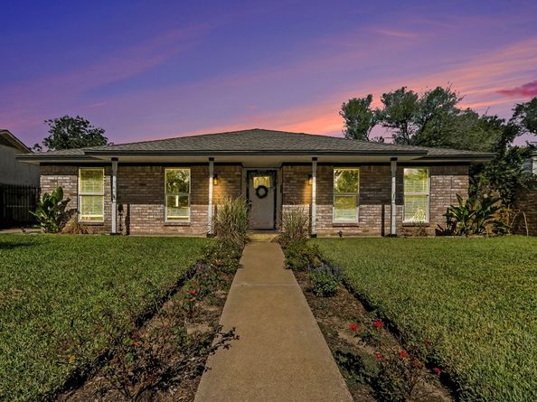22110 Woodrose Drive, Katy TX 77450