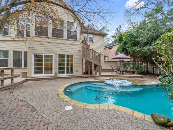 14 Redland Place, The Woodlands TX 77382