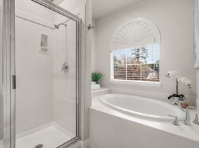 14 Redland Place, The Woodlands TX 77382