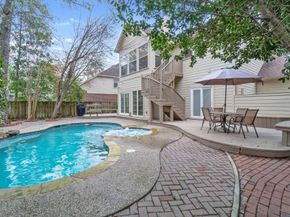 14 Redland Place, The Woodlands TX 77382