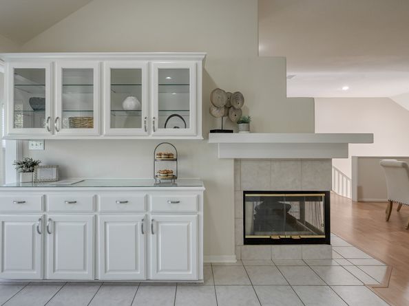 14 Redland Place, The Woodlands TX 77382