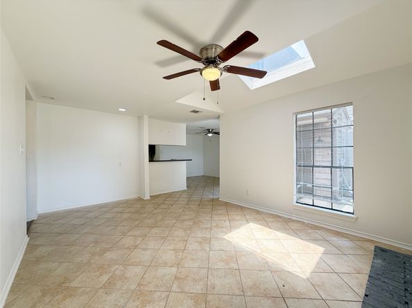 10912 Gulf Freeway 68, Houston TX 77034