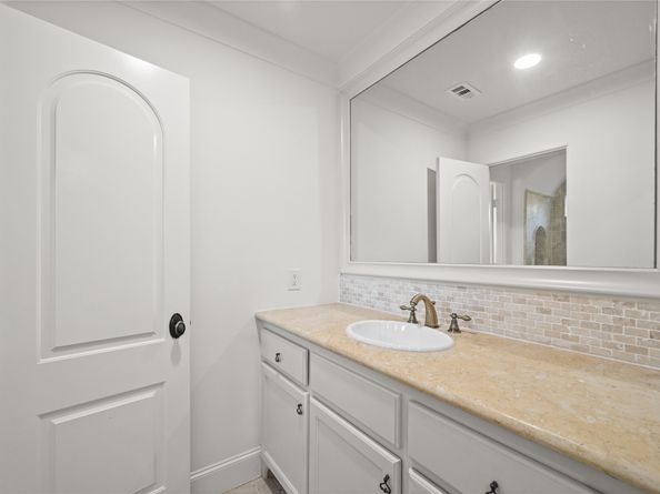 4811 Braesvalley Drive, Houston TX 77096