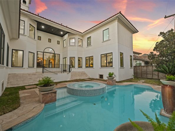 4811 Braesvalley Drive, Houston TX 77096