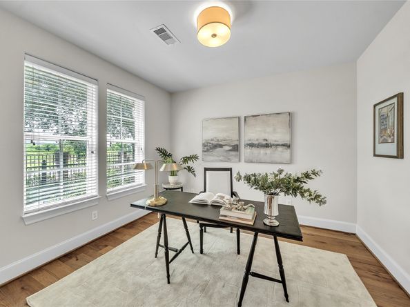 9443 Fannin Street, Houston TX 77045