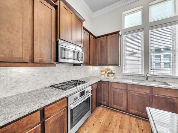 9443 Fannin Street, Houston TX 77045