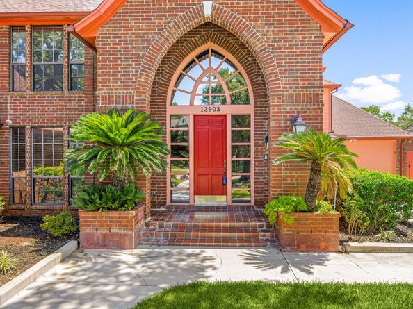 13903 Wilde Forest Court, Sugar Land TX 77498