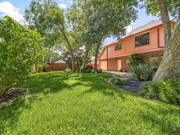 13903 Wilde Forest Court, Sugar Land TX 77498