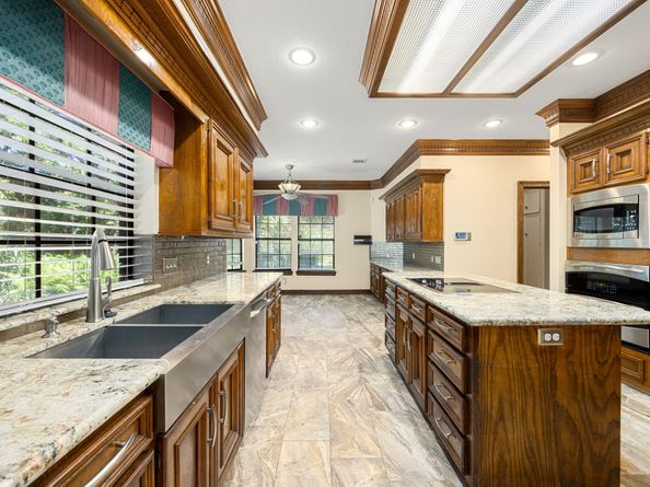 13903 Wilde Forest Court, Sugar Land TX 77498