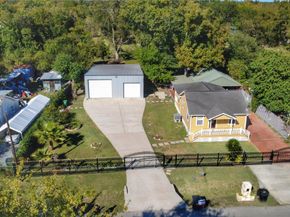 2633 Hollis Street, Houston TX 77093