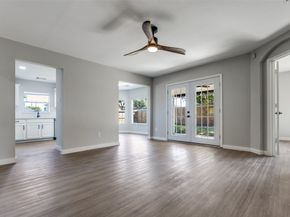 2103 Laurel Arbor Drive, Houston TX 77014