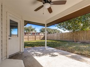 2103 Laurel Arbor Drive, Houston TX 77014