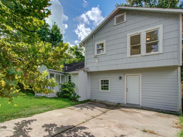 1016 Apache Street, Houston TX 77022