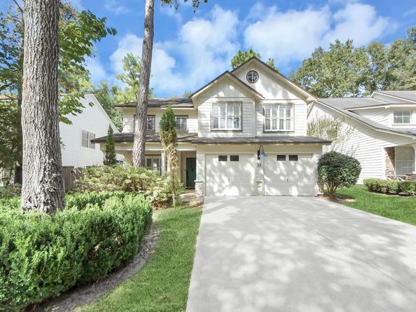 34 E Gaslight Place, The Woodlands TX 77382