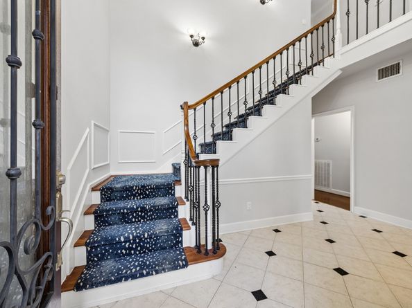 9517 Bayou Brook Street, Houston TX 77063