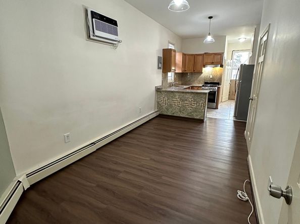 616 10th St 4, Union City NJ 07087