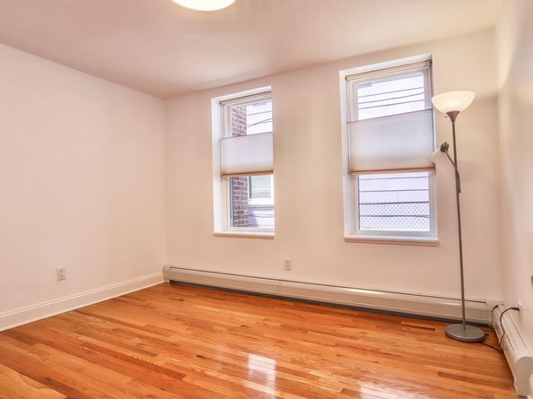 787 Summit Ave 3, Jersey City NJ 07307