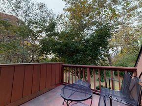 602 Sanderling Ct 602, Secaucus NJ 07094