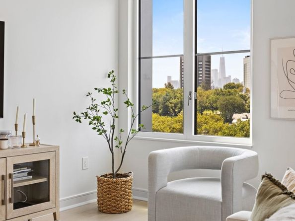 1000 Maxwell Lane 10J, Hoboken NJ 07030