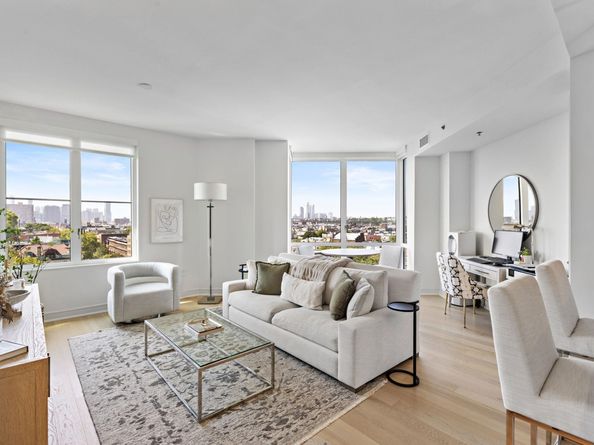 1000 Maxwell Lane 10J, Hoboken NJ 07030